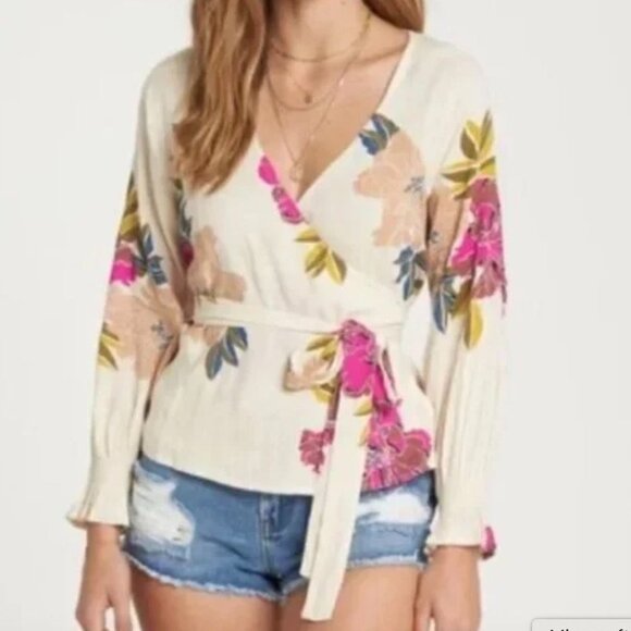 NEW Printed Floral Wrap Blouse Small CREAM MULTICOLOR Boho Pink Billabong NWT - Picture 1 of 10